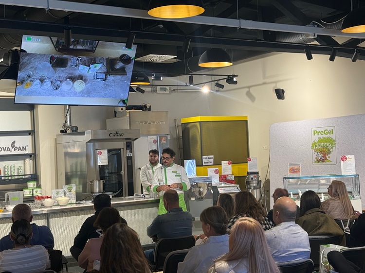 Practical course "Basics of Artisanal Gelato" in Baking Show